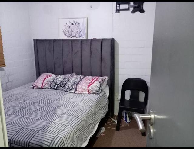 1 BEDROOM APARTMENT FOR SALE IN WYNBERG
